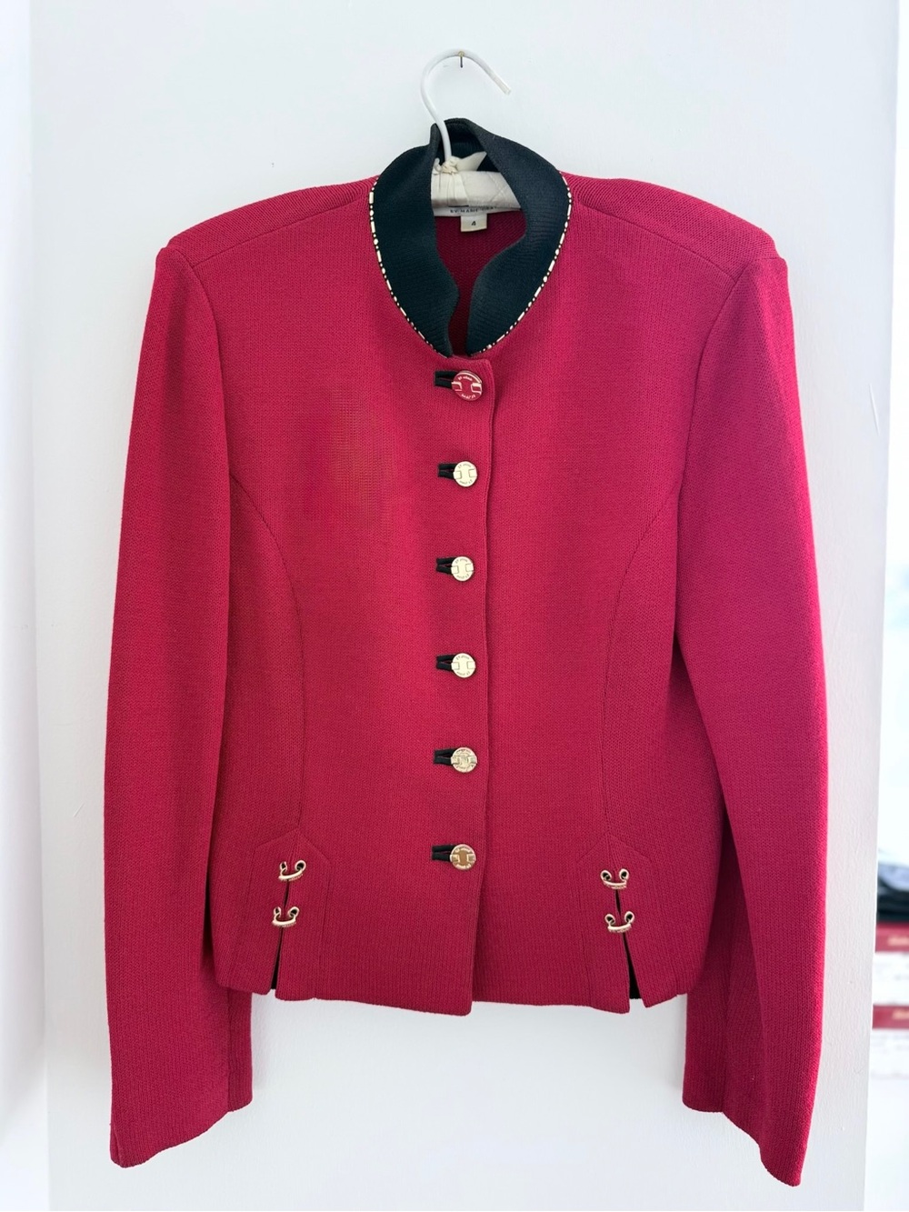 St. John Collection Women's Red Knit Tailored Button Jacket